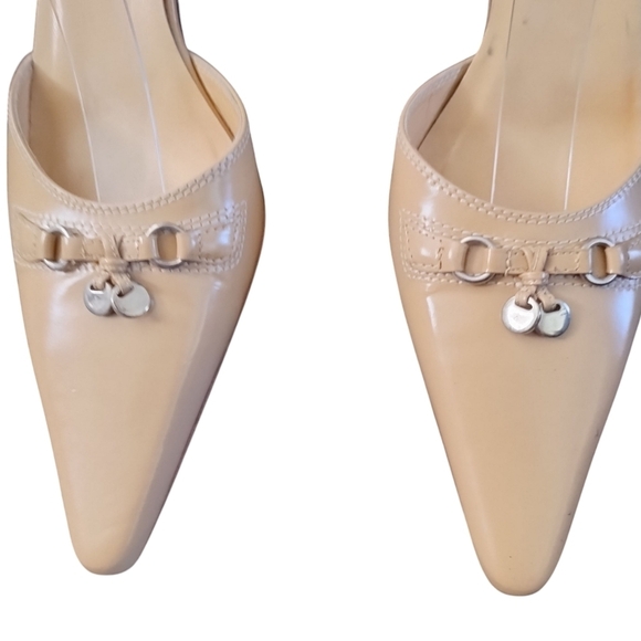 Isaac Mizrahi Women's Tan Slingback Heels - Picture 5 of 16